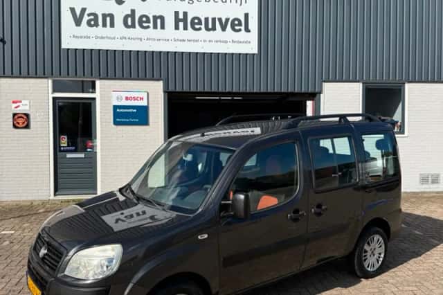 Fiat Doblò (2009) thumbnail 1