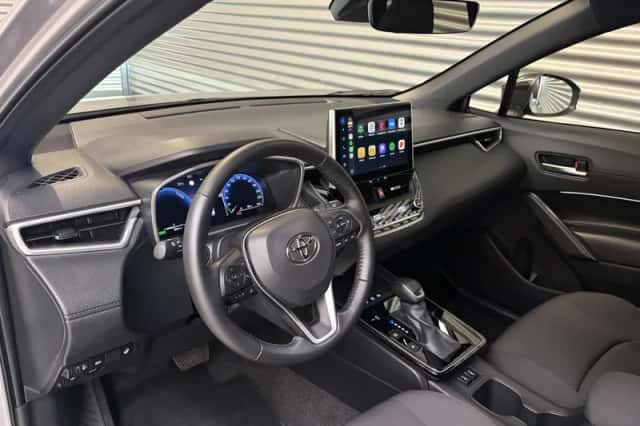 Toyota Corolla Cross (2015) thumbnail 6