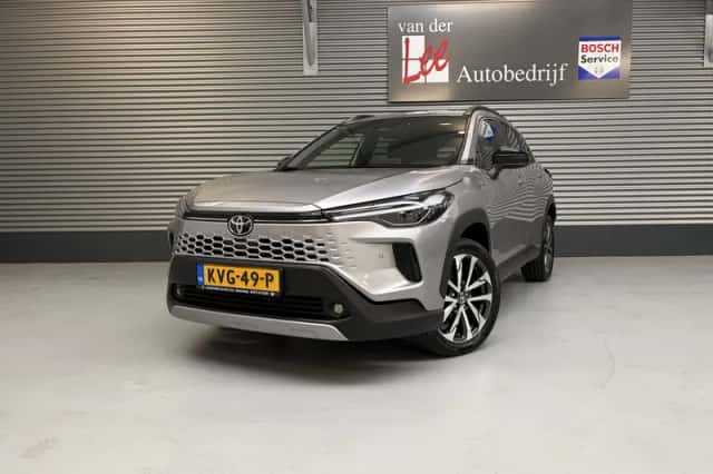 Toyota Corolla Cross (2025) thumbnail 1