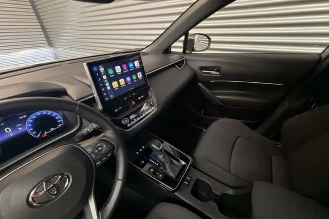 Toyota Corolla Cross (2025) thumbnail 6