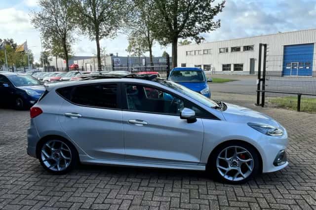 Ford Fiesta (2019) thumbnail 5