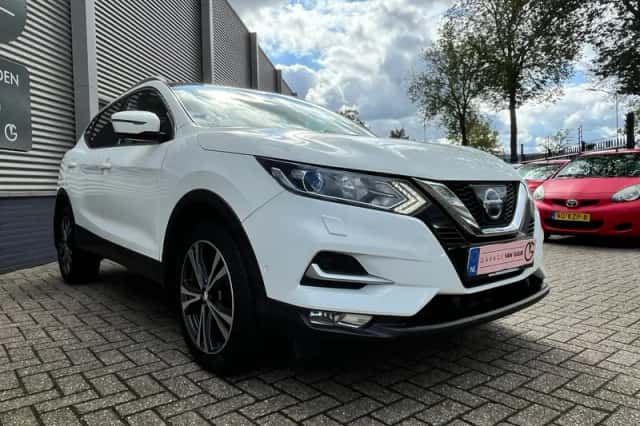 Nissan Qashqai (2018) thumbnail 5