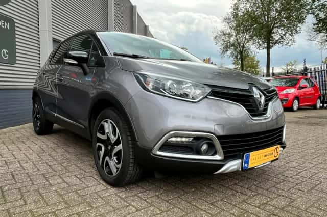 Renault Captur (2016) thumbnail 5