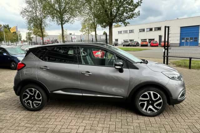 Renault Captur (2016) thumbnail 6