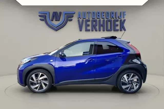 Toyota Aygo X (2022) thumbnail 6