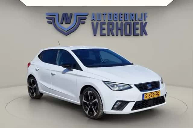 SEAT Ibiza (2022) thumbnail 1