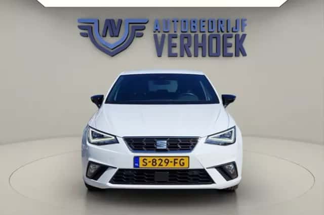 SEAT Ibiza (2022) thumbnail 4