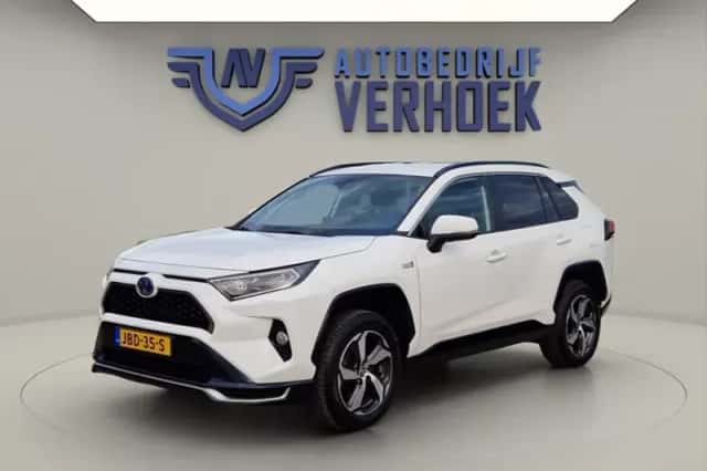 Toyota RAV4 (2021) thumbnail 5