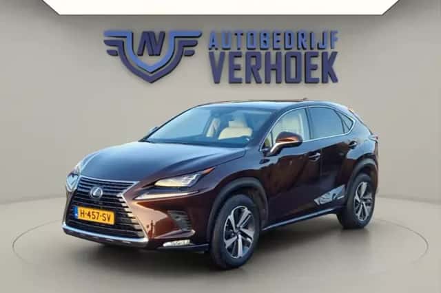 Lexus NX (2020) thumbnail 5