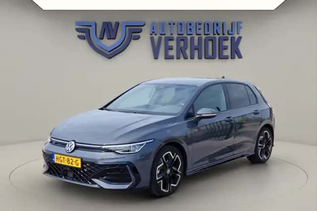 Volkswagen Golf (2025) thumbnail 5