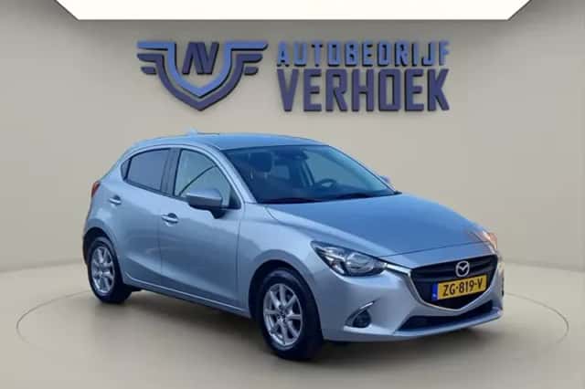 Mazda 2 (2019) thumbnail 1