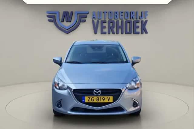 Mazda 2 (2019) thumbnail 4