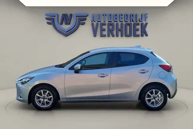 Mazda 2 (2019) thumbnail 6