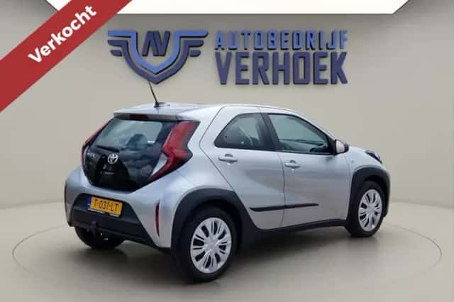 Toyota Aygo X (2023) thumbnail 1