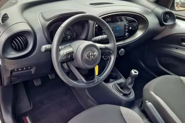 Toyota Aygo X (2023) thumbnail 3