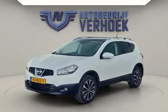 Nissan Qashqai (2011) thumbnail 5