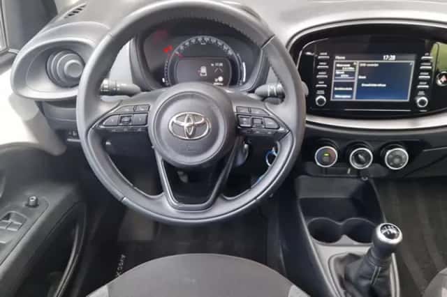 Toyota Aygo X (2022) thumbnail 2