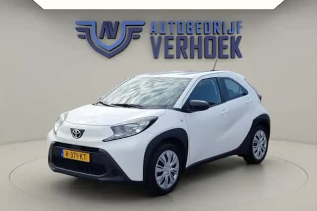 Toyota Aygo X (2022) thumbnail 5