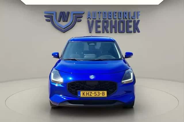 Suzuki Swift (2025) thumbnail 4