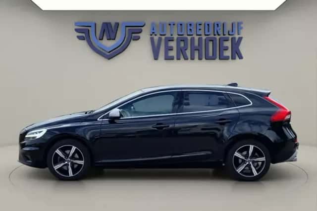 Volvo V40 (2018) thumbnail 6