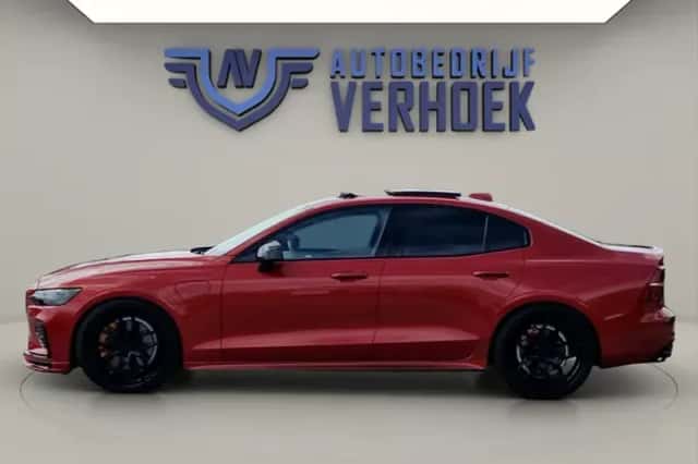 Volvo S60 (2024) thumbnail 6