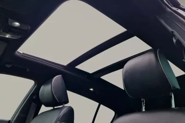 Kia Sportage (2016) thumbnail 3