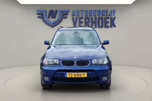 BMW X3 (2004) thumbnail 4