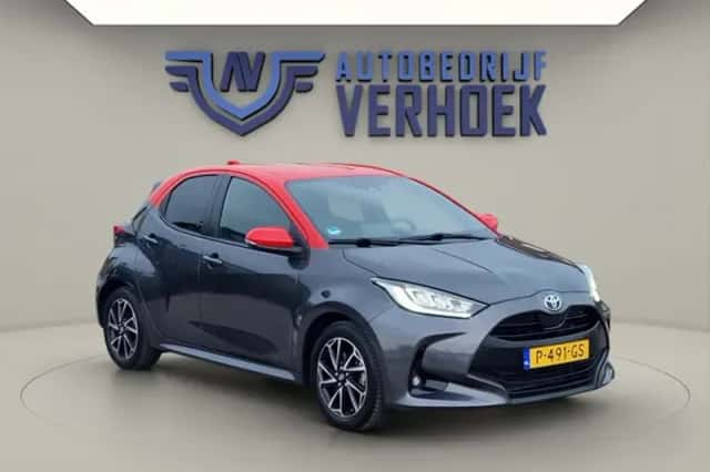 Toyota Yaris (2022) thumbnail 1