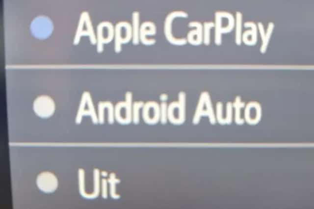Toyota Yaris (2022) thumbnail 3