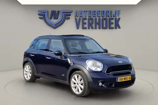 MINI Countryman (2010) thumbnail 1