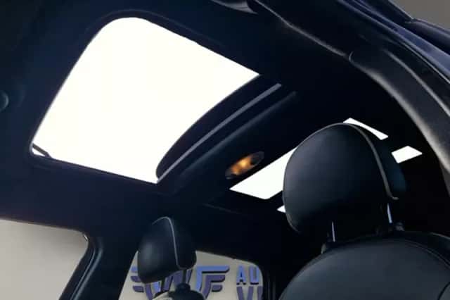 MINI Countryman (2010) thumbnail 3