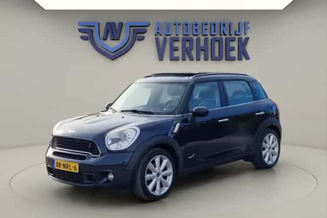 MINI Countryman (2010) thumbnail 5