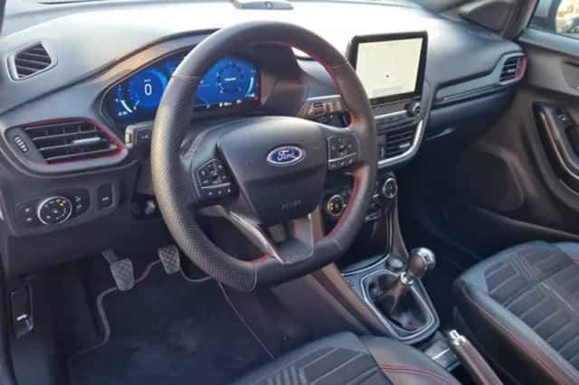 Ford Puma (2024) thumbnail 2