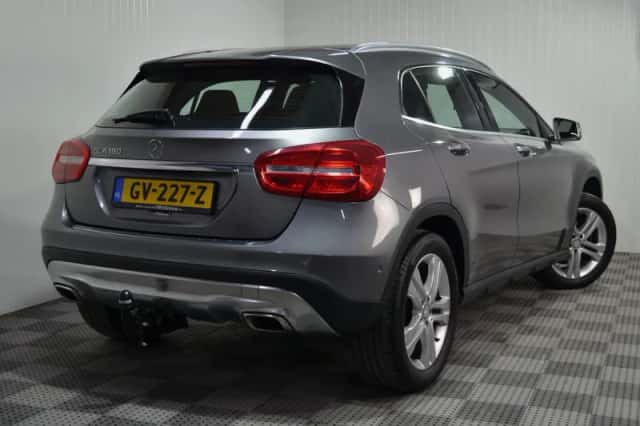 Mercedes-Benz GLA (2015) thumbnail 6