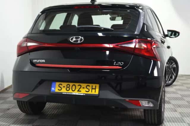 Hyundai i20 (2023) thumbnail 4