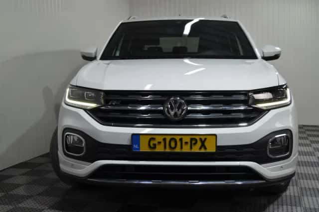 Volkswagen T-Cross (2019) thumbnail 4
