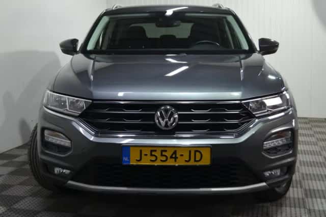 Volkswagen T-Roc (2020) thumbnail 5