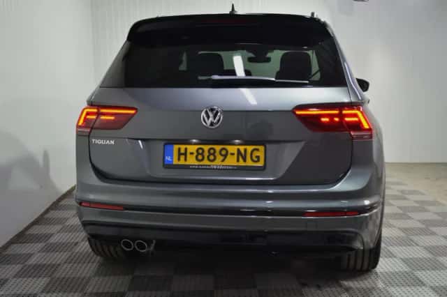 Volkswagen Tiguan (2020) thumbnail 5