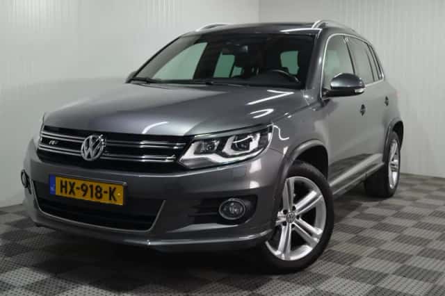 Volkswagen Tiguan (2016) thumbnail 1