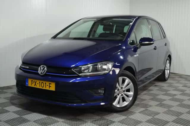 Volkswagen Golf Sportsvan (2017) thumbnail 1