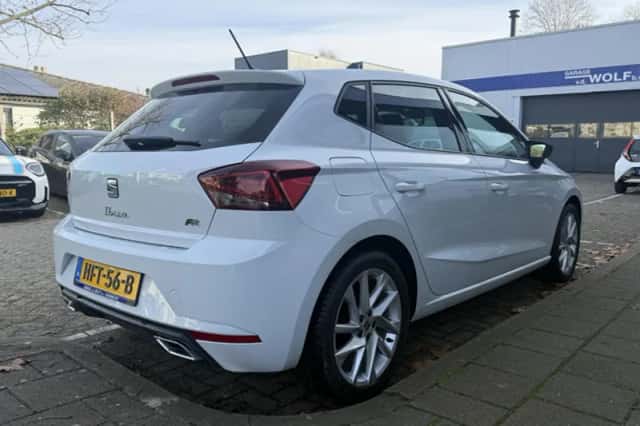 SEAT Ibiza (2023) thumbnail 6
