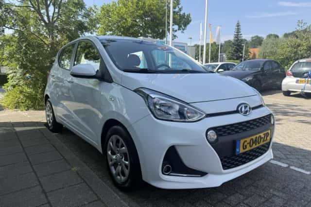 Hyundai i10 (2020) thumbnail 3