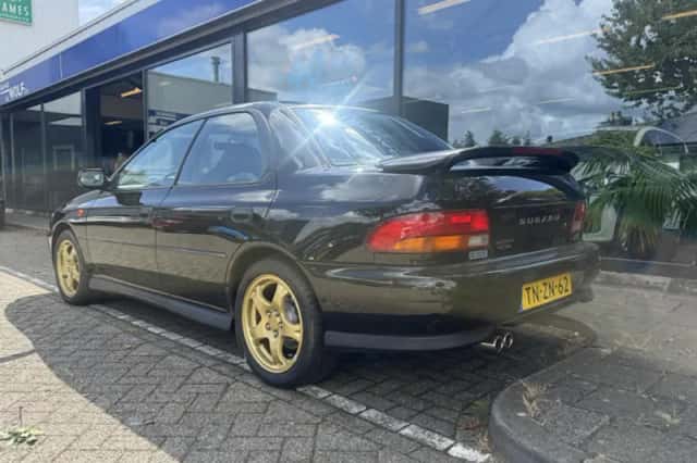 Subaru Impreza (1998) thumbnail 4