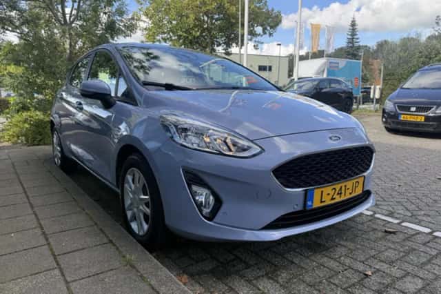 Ford Fiesta (2021) thumbnail 3