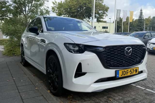 Mazda CX-60 (2025) thumbnail 3