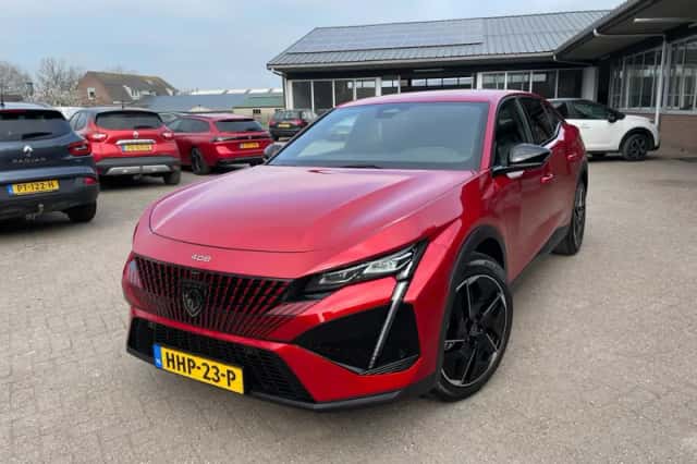 Peugeot 408 (2024) thumbnail 1