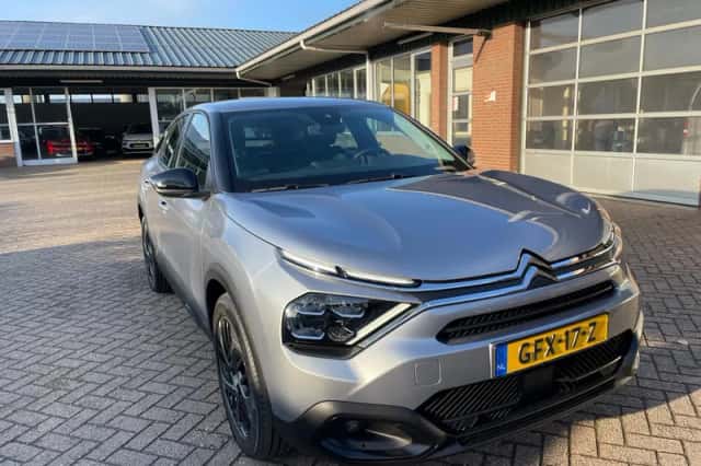 Citroën C4 (2023) thumbnail 2