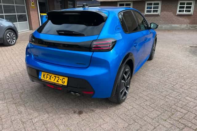 Peugeot 208 (2025) thumbnail 3