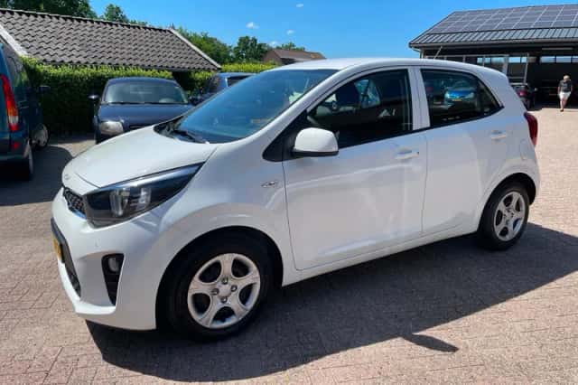 Kia Picanto (2022) thumbnail 1
