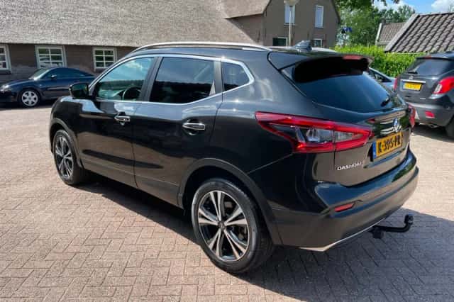 Nissan Qashqai (2019) thumbnail 5